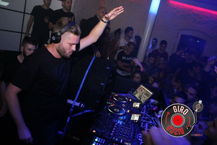 Live Luca Agnelli @ Le Mirage on tour at Officina7