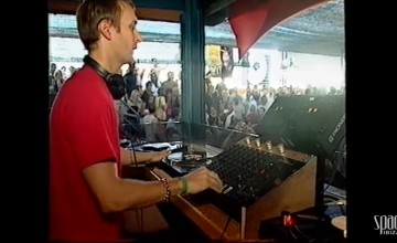 Chi è questo giovane famoso dj? Qui suonava negli anni 90 allo Space d’Ibiza