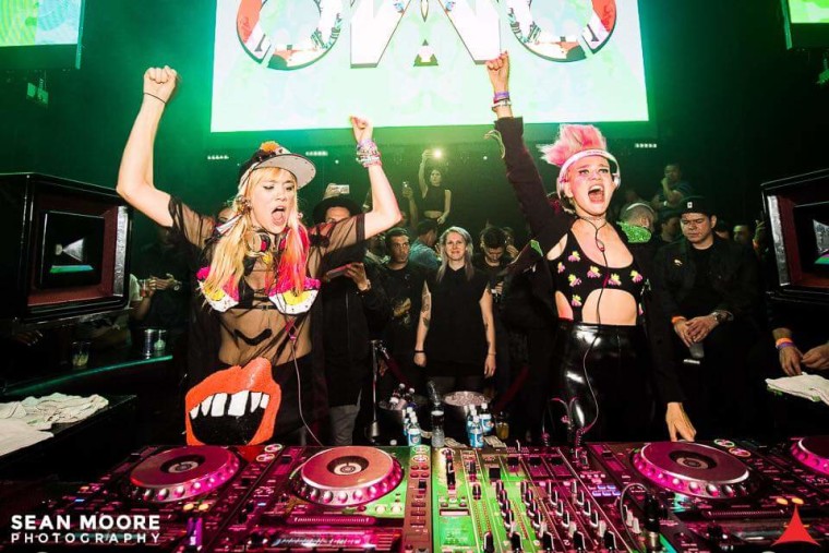Miriam & Olivia Nervo