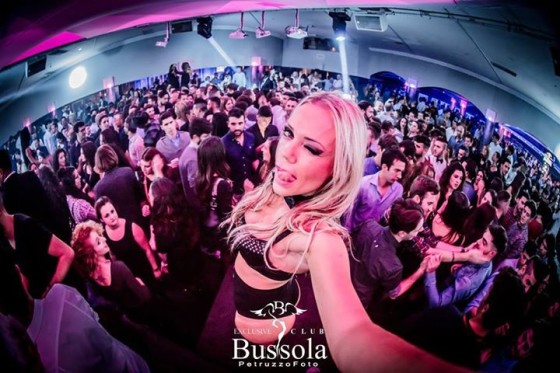 Il Sabato Notte in Versilia – Discoteca Bussola Club Versilia