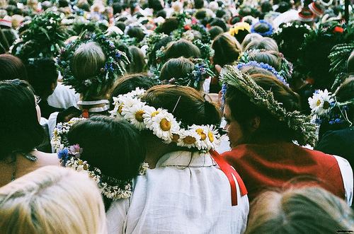 Flower Power • Hippie Spring Break